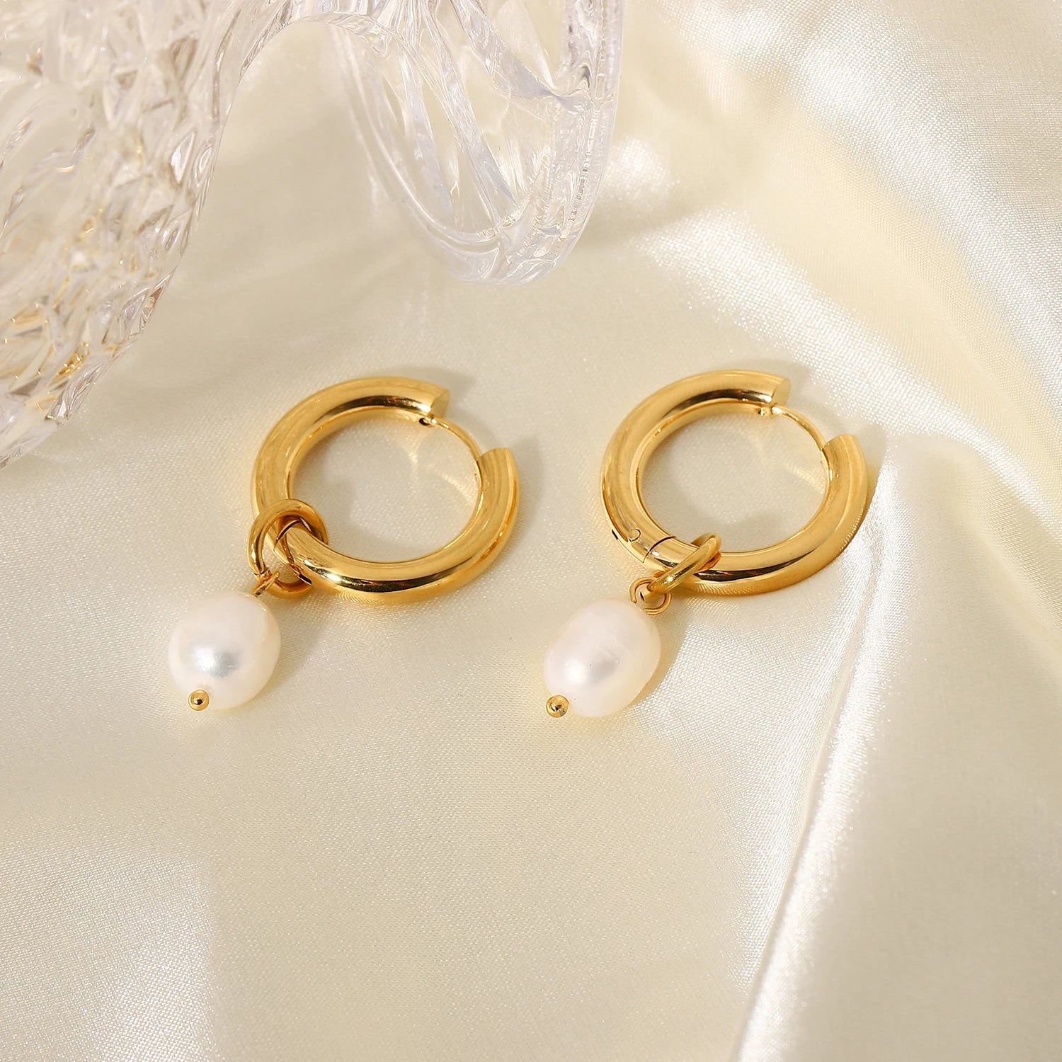 18k banhado a ouro de aço inoxidável de água doce pérola pingente huggie brincos para festa feminino jóias acessórios