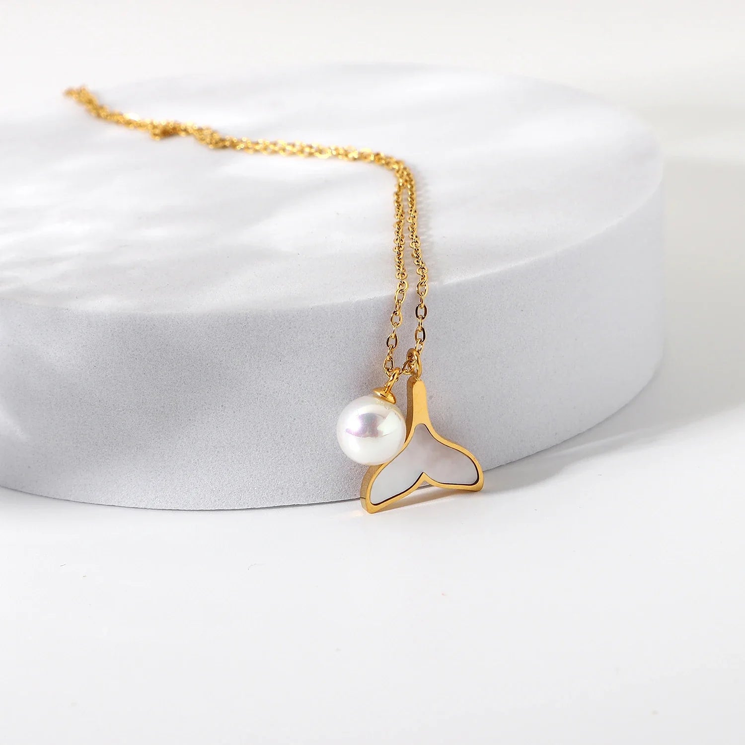 Tarnish Free Shell Mermaid Tail Pearl Colar Pingente para Mulheres e Meninas, Gargantilha de Aço Inoxidável, Presentes Jóias