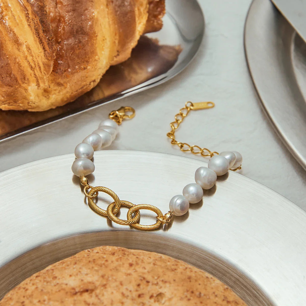 Youthway pérola de água doce rosqueada corrente pulseira pulseira de aço inoxidável jóias de pulso luxo elegante pérolas pulseira