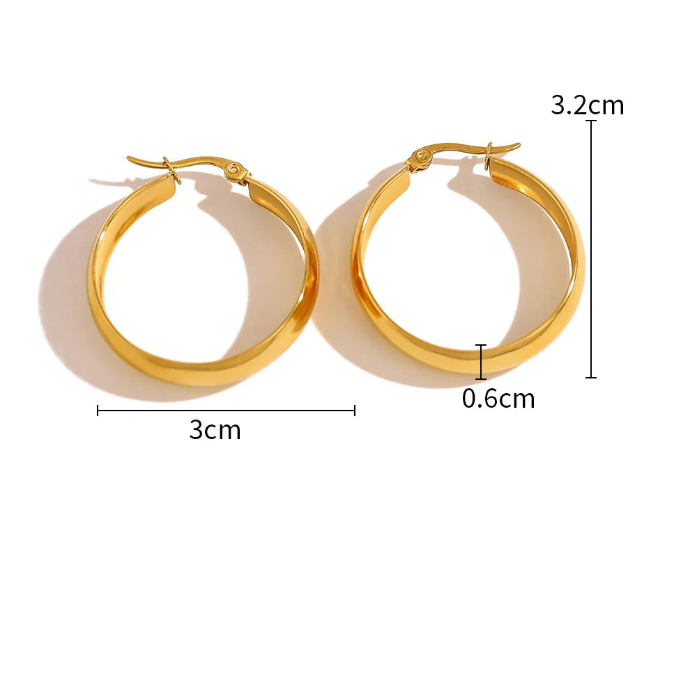 YACHAN Brincos de argola clássicos da moda em aço inoxidável para mulheres minimalistas vintage banhados a ouro 18K joias sem manchas