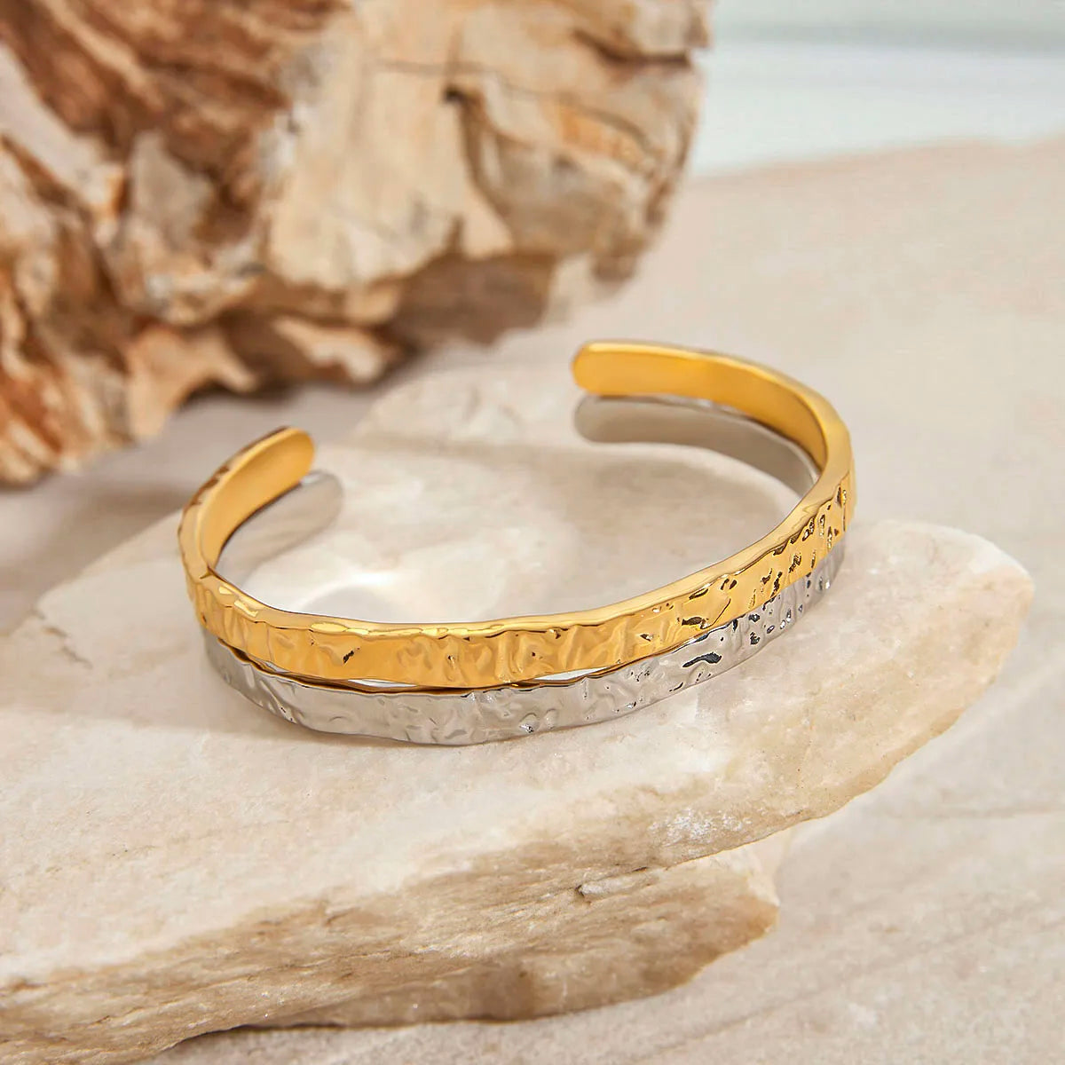 Youthway minimalista versátil aço inoxidável metal texturizado aberto pulseira para mulheres anti alérgico moda jóias diariamente