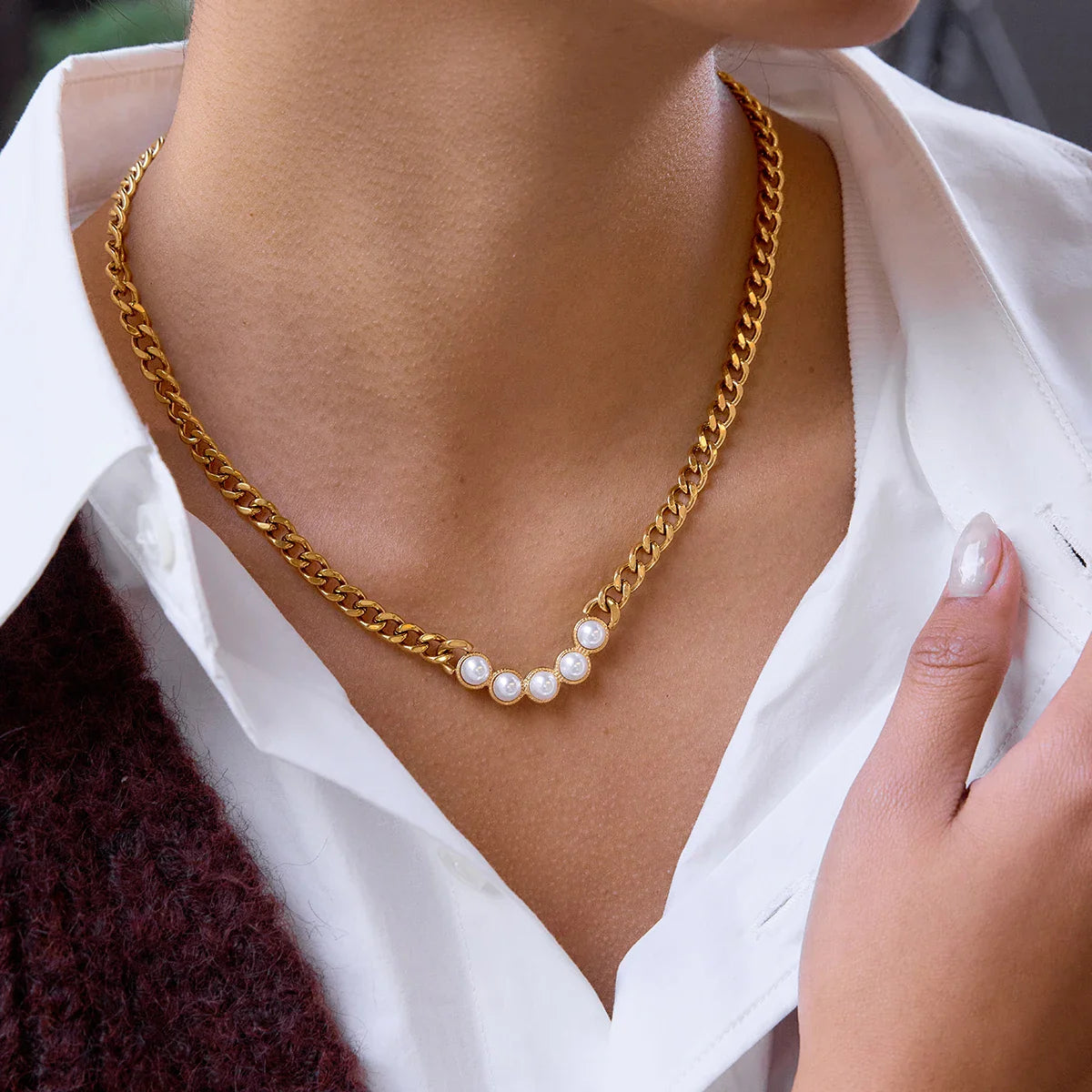 Youthway elegante imitação de pérola sorriso forma pingente colar para mulher 18k ouro pvd banhado a aço inoxidável colar de corrente cubana