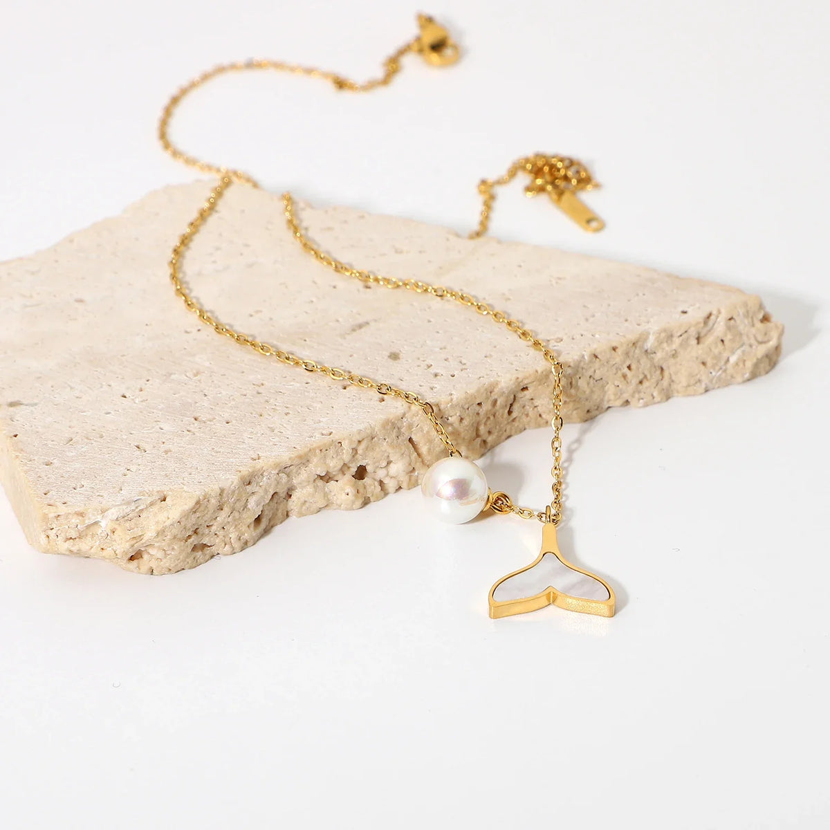 Tarnish Free Shell Mermaid Tail Pearl Colar Pingente para Mulheres e Meninas, Gargantilha de Aço Inoxidável, Presentes Jóias