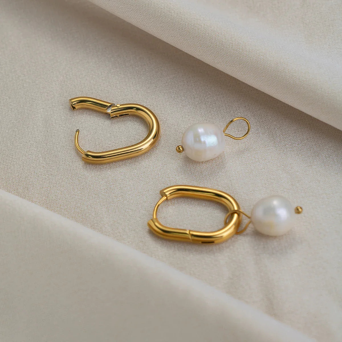 Brinco de Argola Geométrico Elegante c.citybeauty em Aço Inoxidável com Pingente de Pérola Natural para Mulheres, Joia Banhada a Ouro 18K, Presente