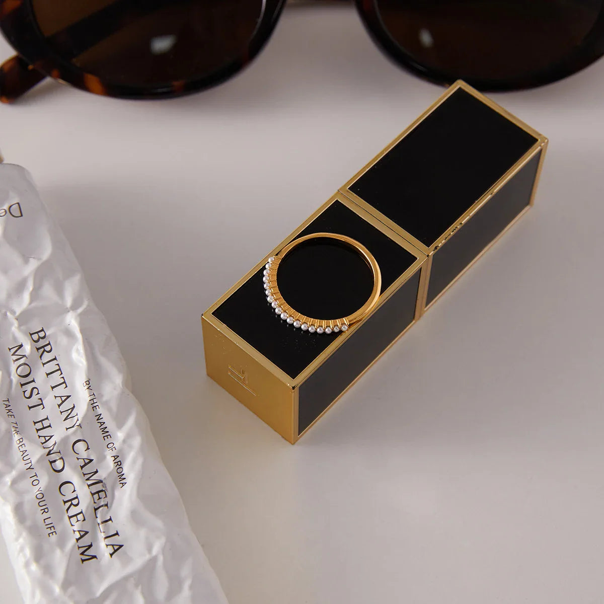Youthway elegante imitação de pérola anéis para mulheres minimalista 18k banhado a ouro anéis de aço inoxidável simples moda jóias presente