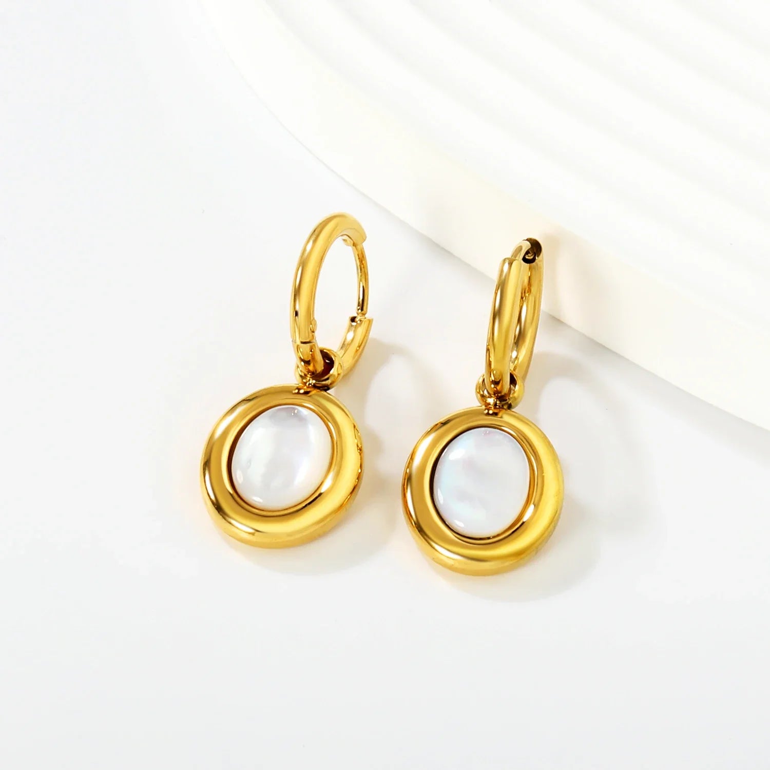 Brincos de Moda Minimalista em Forma de Concha Oval, Acessórios Elegantes Vintage em Aço Inoxidável com Revestimento Dourado para Mulheres/Meninas