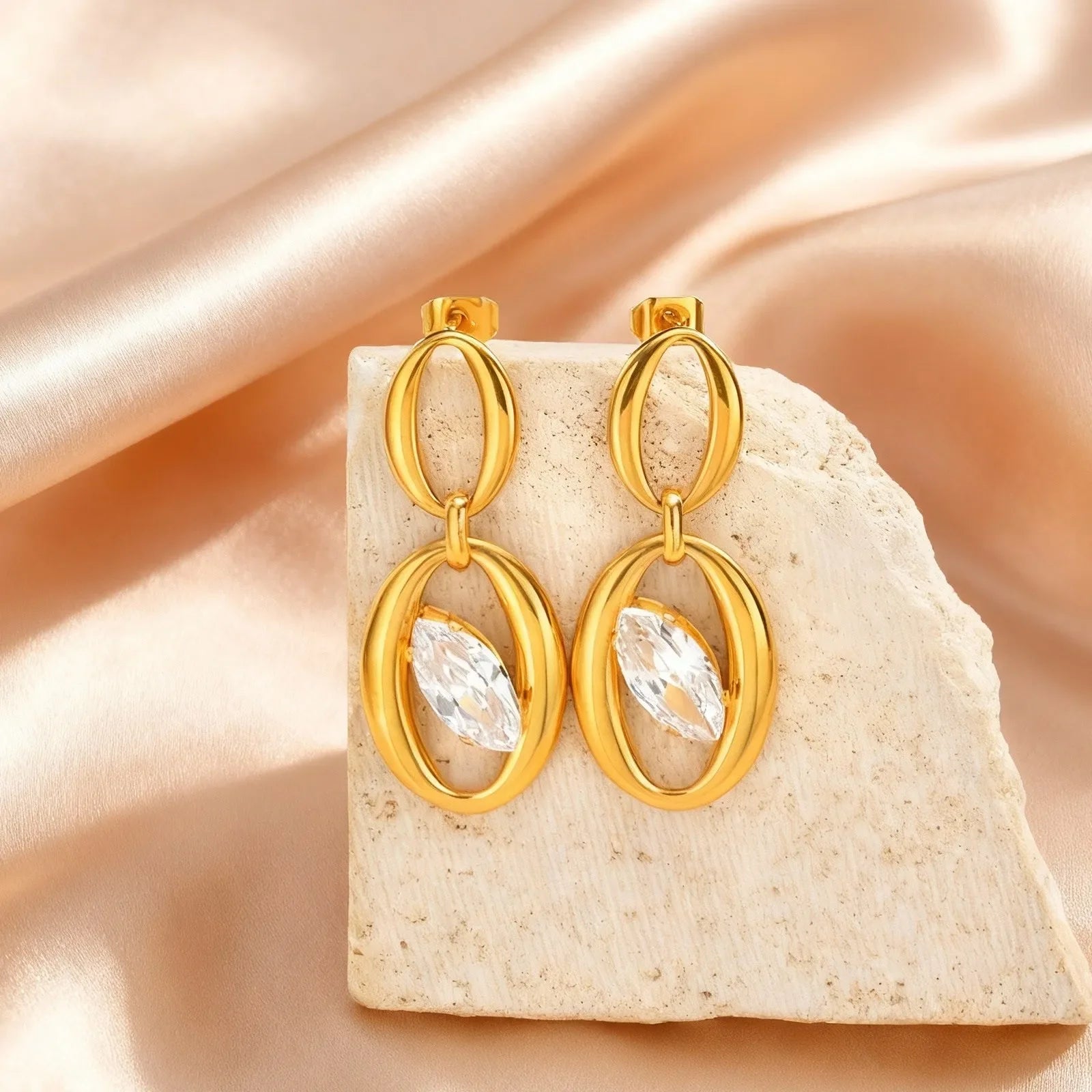 Brincos geométricos minimalistas de zircão para mulheres, presentes de joias à prova d'água de aço inoxidável banhado a ouro 18K