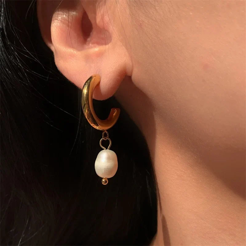 Youthway pérola balançar brincos 316 aço inoxidável banhado a ouro pvd à prova dwaterproof água jóias femininas brincos incomuns jóias presente novo
