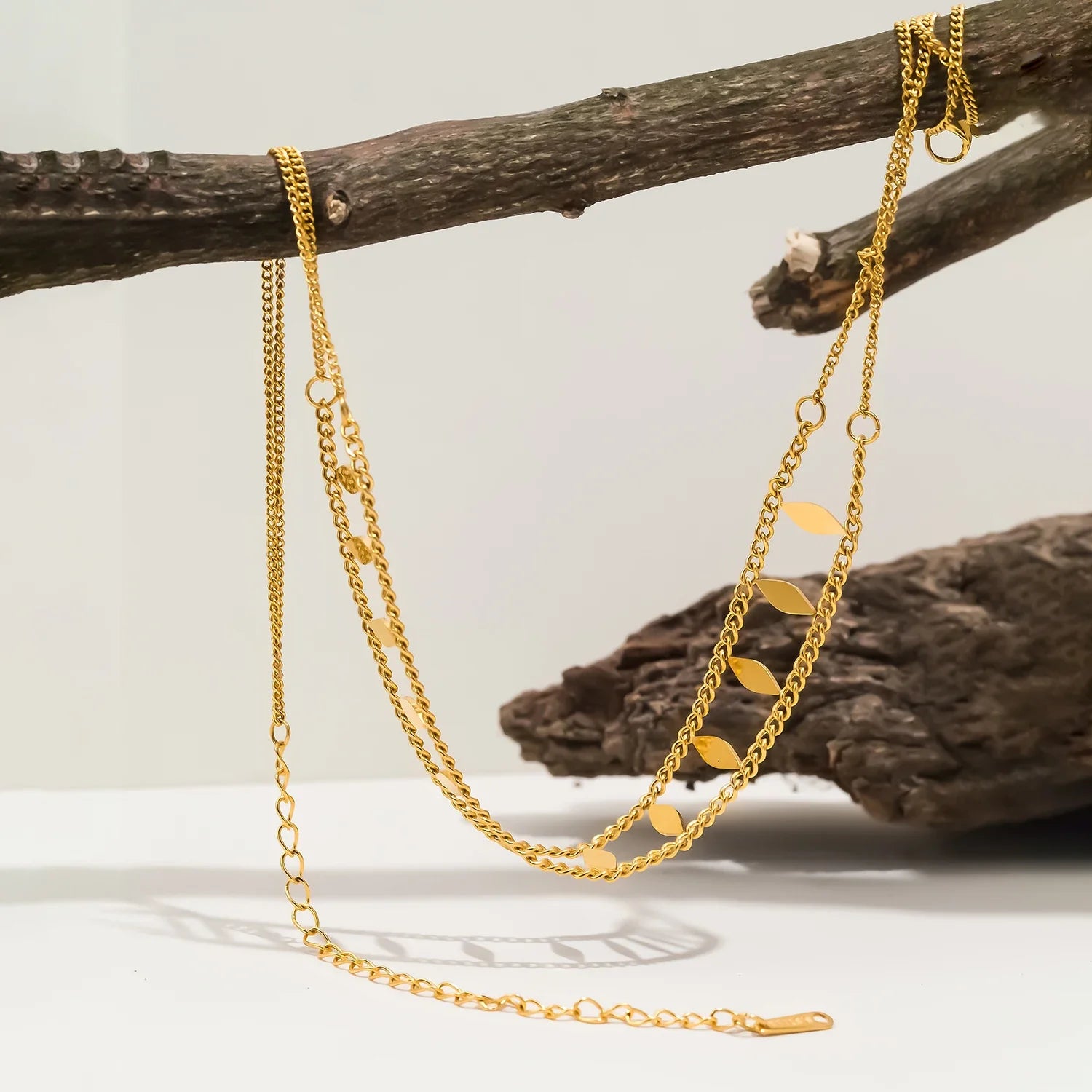 Colar Choker de Diamantes em Aço Inoxidável Banhado a Ouro 18K Hipoalergênico, Corrente Sexy para Festas, Joia Feminina