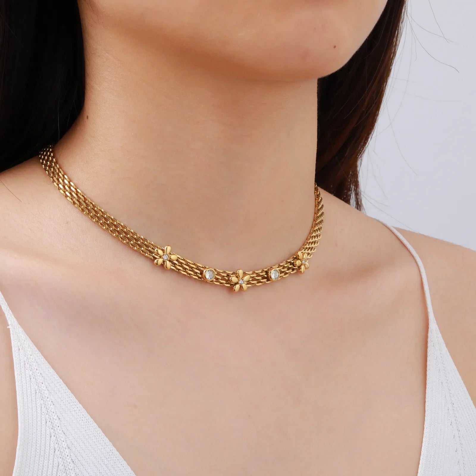 Colar de Corrente de Malha para Mulheres, Colar Choker de Flor Margarida com Zircônia Branca, Joia de Aço Inoxidável Anti-Manchas