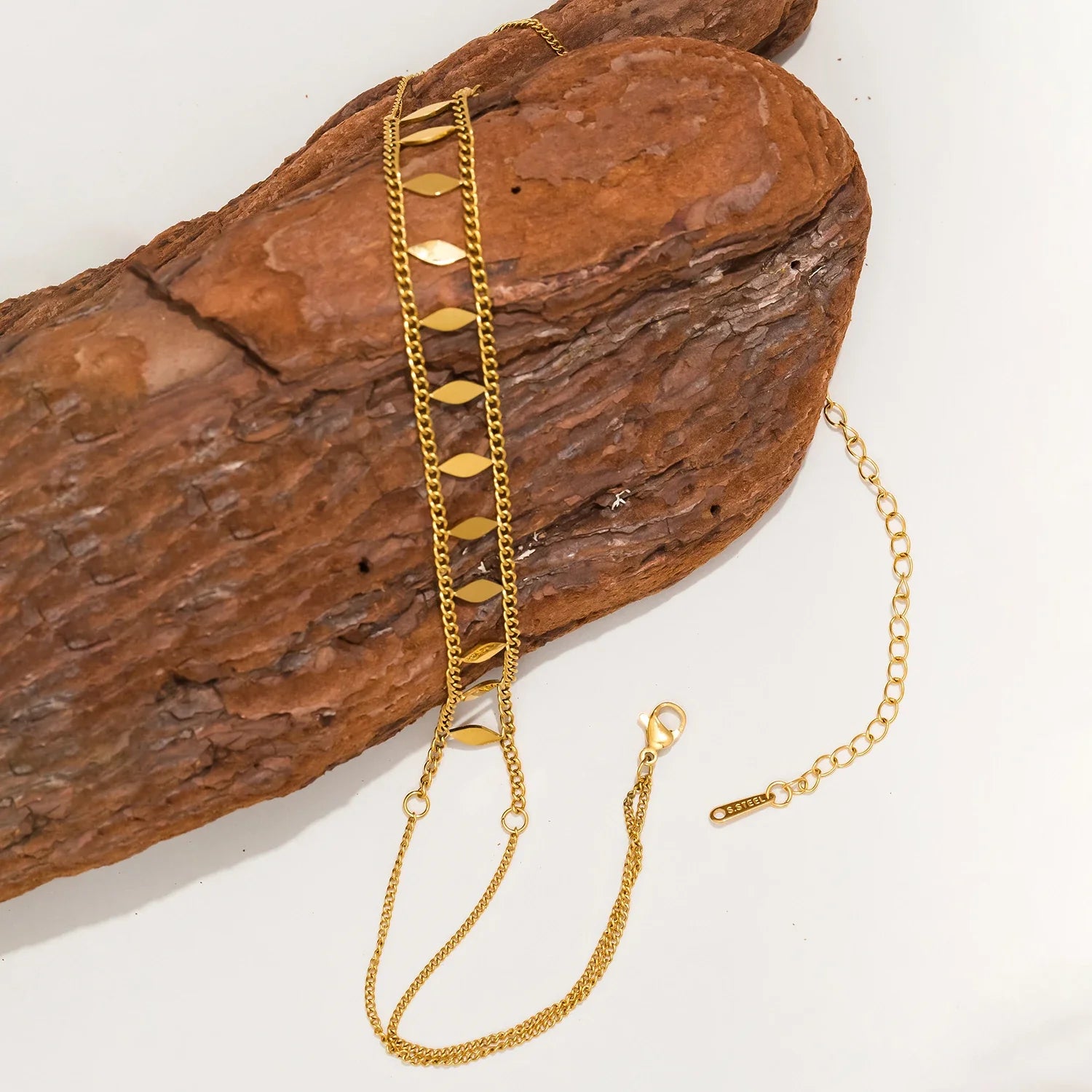 Colar Choker de Diamantes em Aço Inoxidável Banhado a Ouro 18K Hipoalergênico, Corrente Sexy para Festas, Joia Feminina