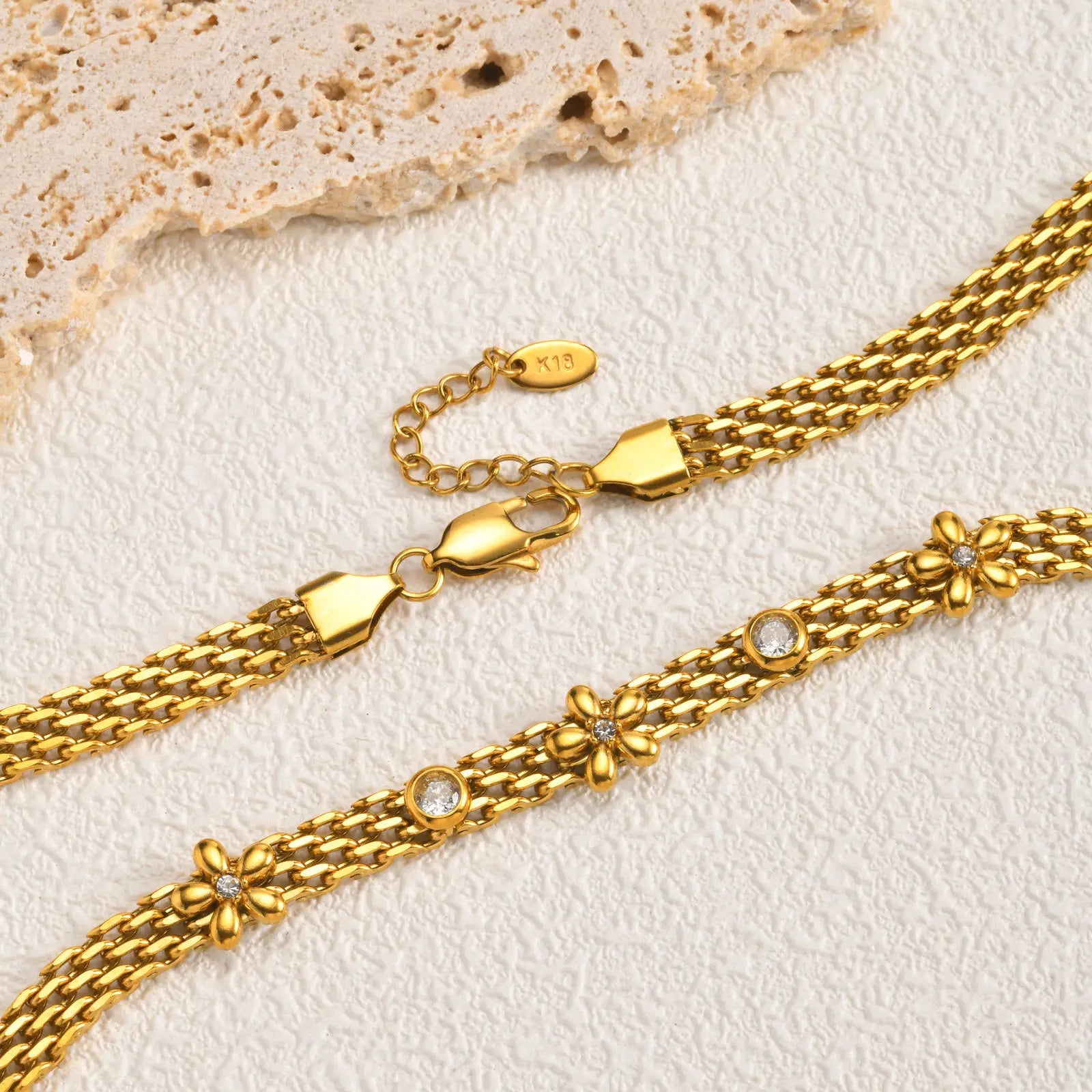 Colar de Corrente de Malha para Mulheres, Colar Choker de Flor Margarida com Zircônia Branca, Joia de Aço Inoxidável Anti-Manchas