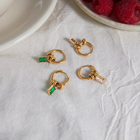 Youthway Brincos elegantes com zircônia verde e branca para mulheres, brincos de aço inoxidável banhados a ouro 18K, joias da moda, presente