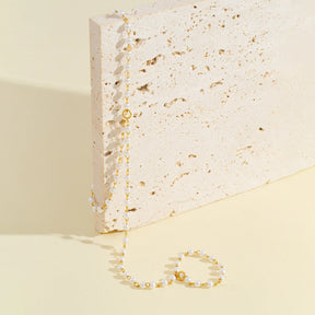 Pulseira de Pérolas Falsas Banhada a Ouro 18K