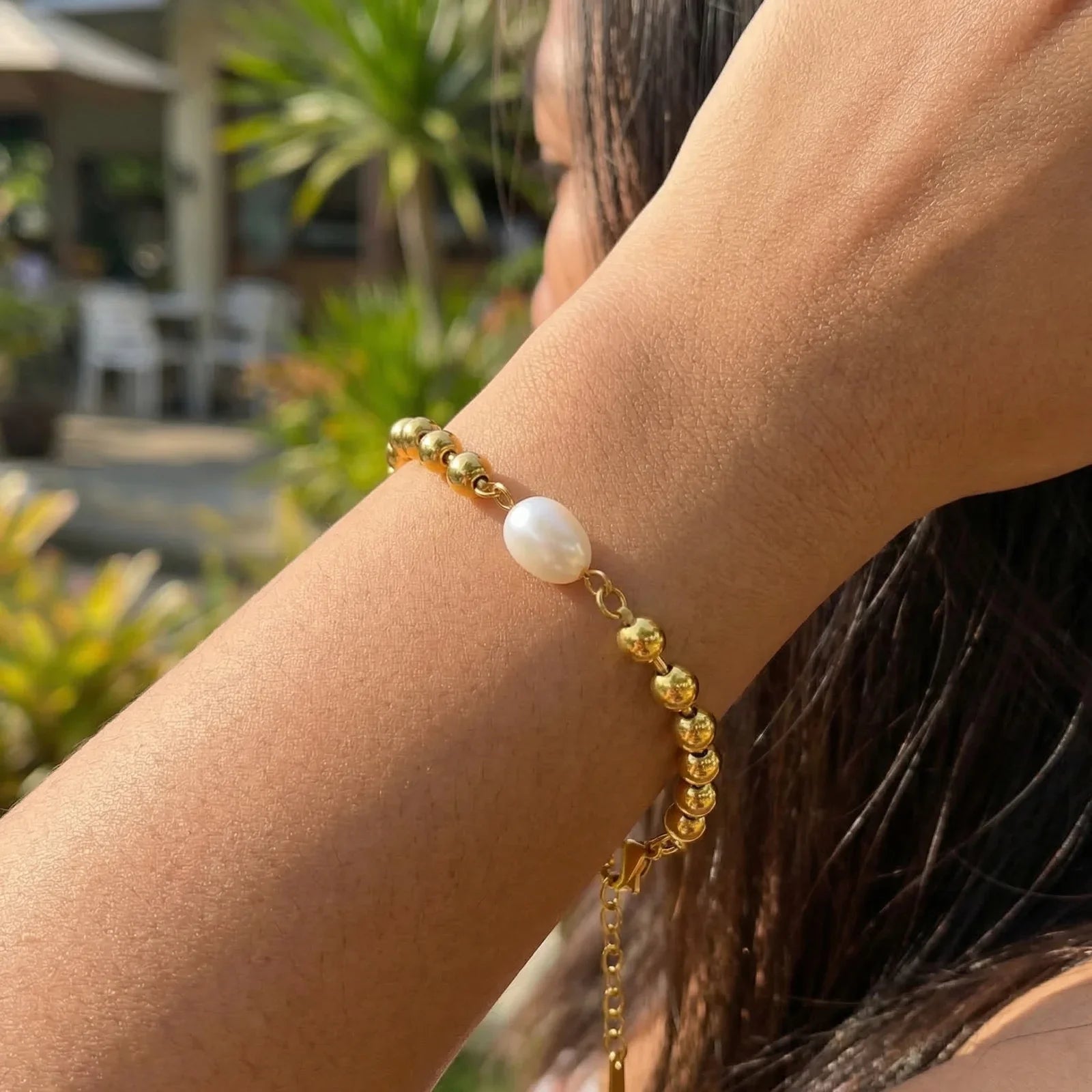 Pulseira de Pérolas Imitadas em Aço Inoxidável Vnox para Mulheres, Colares com Corrente de Pérolas Lisas Banhadas a Ouro, Joias à Prova d'Água