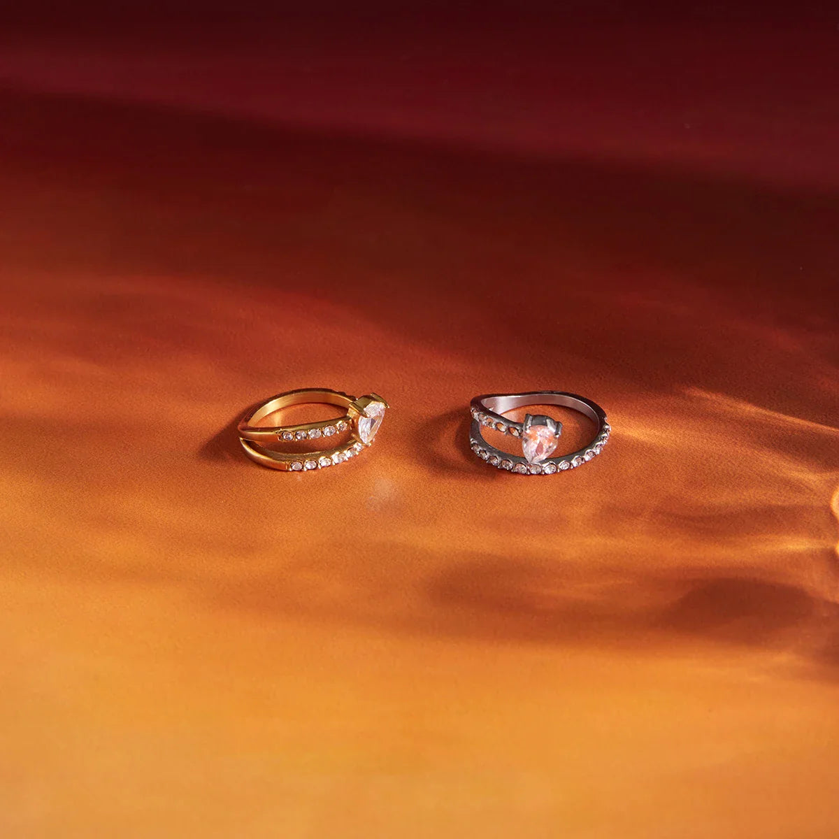 Youthway Anéis abertos de cristal de zircônia com gota de água para mulheres, minimalistas, banhados a ouro 18k, anéis de aço inoxidável, joias da moda, presente