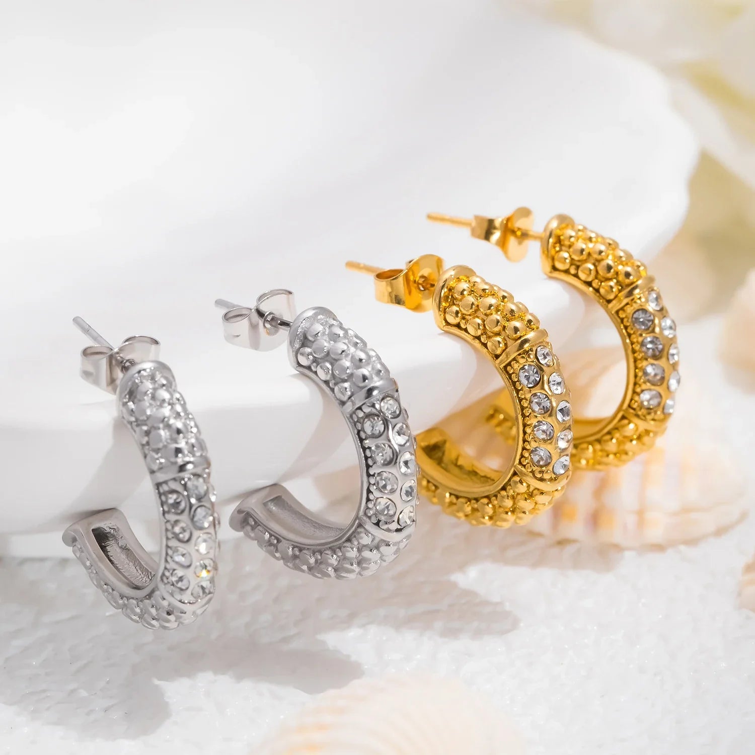 Brincos de aço de titânio com zircônia incrustada estilo francês para mulheres, aço inoxidável polido fino banhado com brinco de ouro 18K