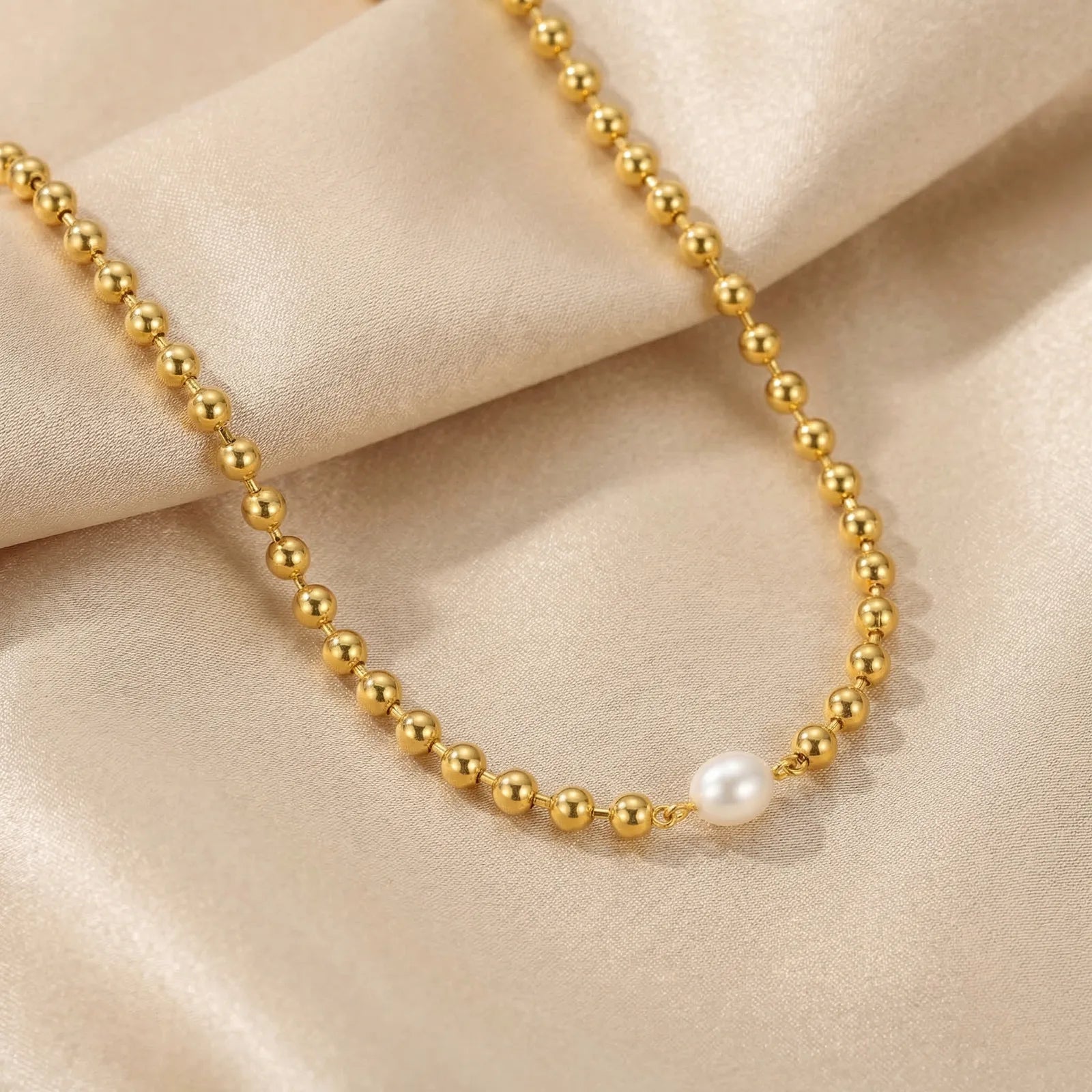 Pulseira de Pérolas Imitadas em Aço Inoxidável Vnox para Mulheres, Colares com Corrente de Pérolas Lisas Banhadas a Ouro, Joias à Prova d'Água