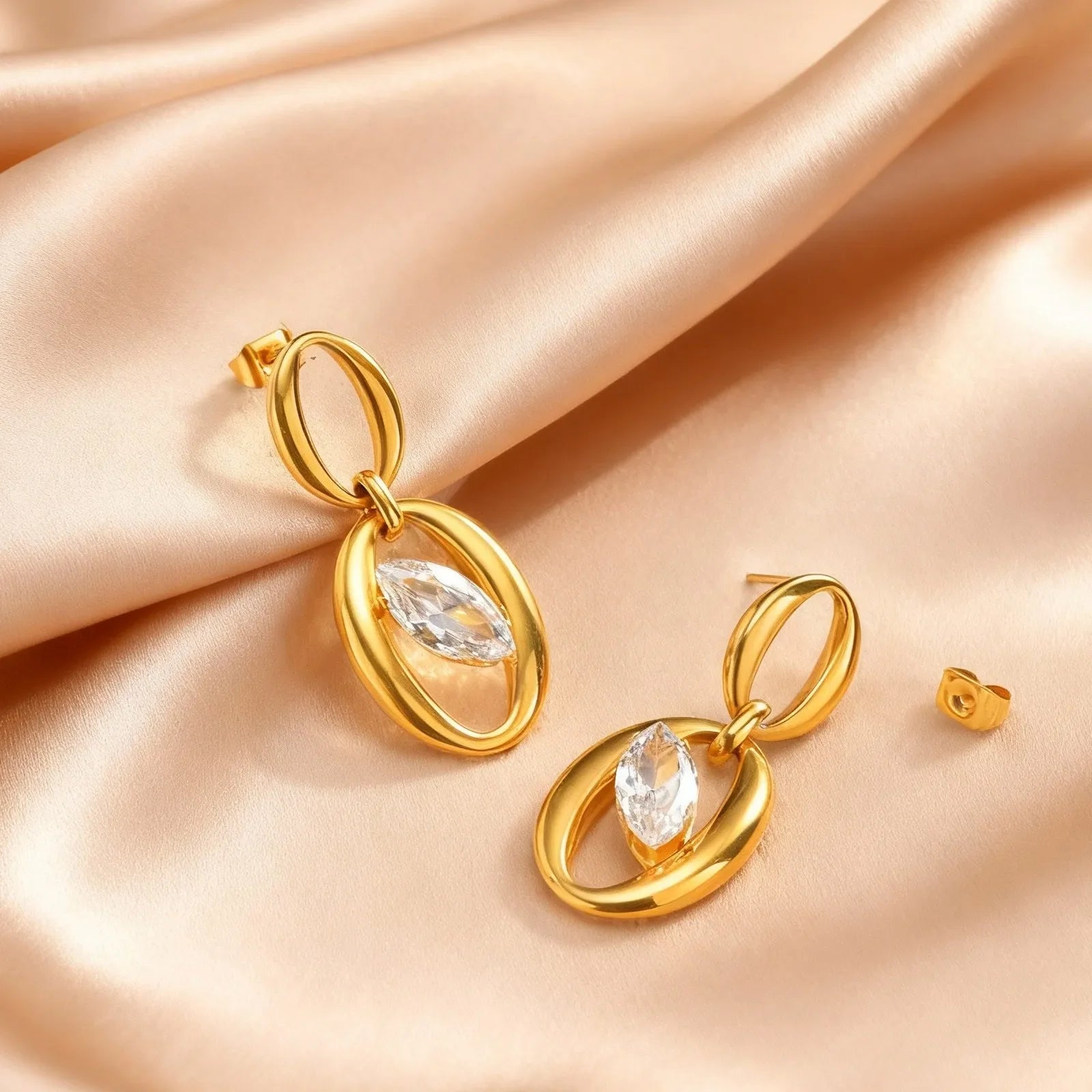 Brincos geométricos minimalistas de zircão para mulheres, presentes de joias à prova d'água de aço inoxidável banhado a ouro 18K