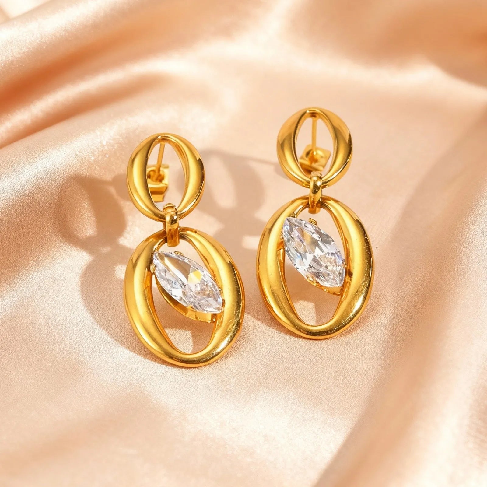 Brincos geométricos minimalistas de zircão para mulheres, presentes de joias à prova d'água de aço inoxidável banhado a ouro 18K