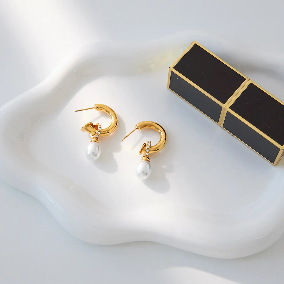 Youthway elegante cristal imitação de pérola brincos para mulheres minimalista 18k banhado a ouro brincos de aço inoxidável moda jóias